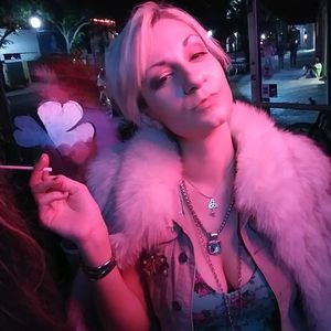 Meet your Posher, Audrey